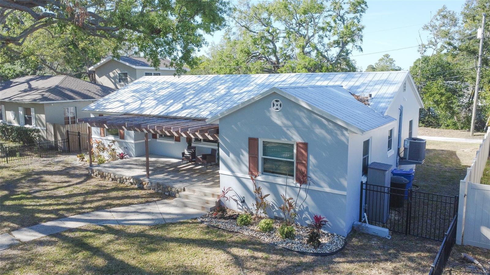 515 34TH AVE NE, ST PETERSBURG, FL, 33704