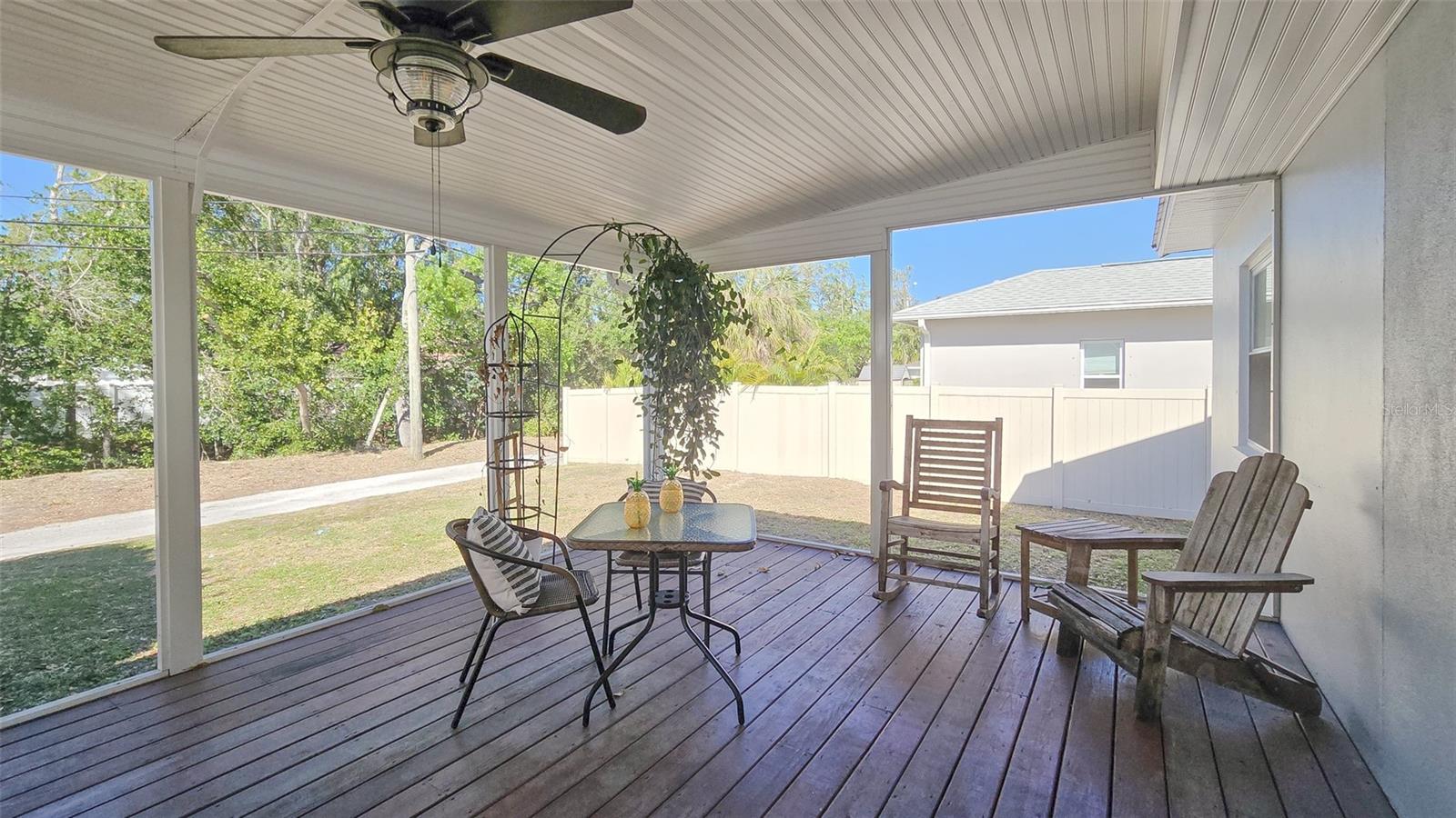 515 34TH AVE NE, ST PETERSBURG, FL, 33704