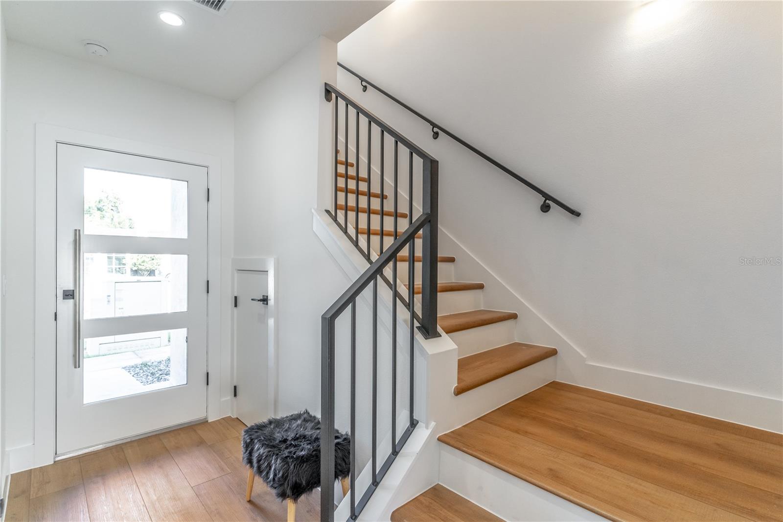 135 W GRANT ST, ORLANDO, FL, 32806
