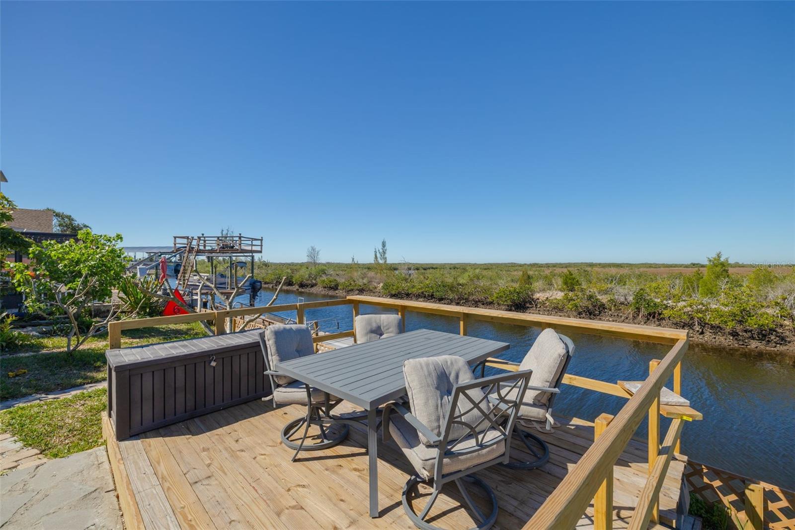 12821 5TH ISLE, HUDSON, FL, 34667