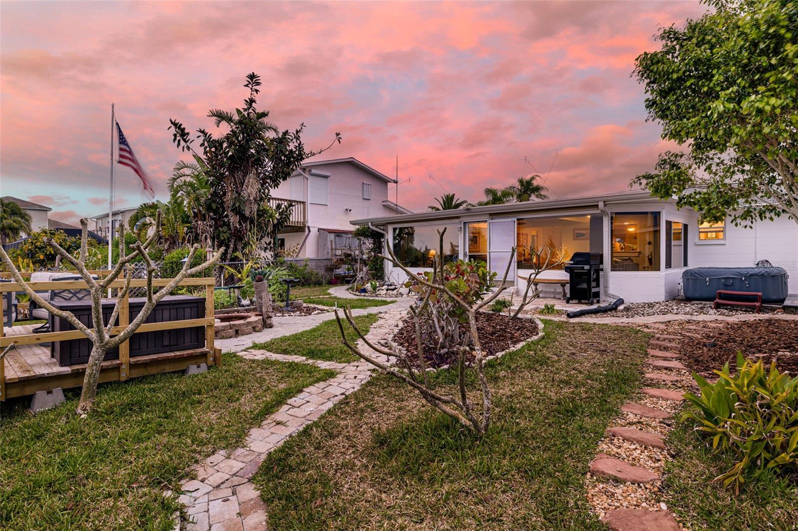 12821 5TH ISLE, HUDSON, FL, 34667