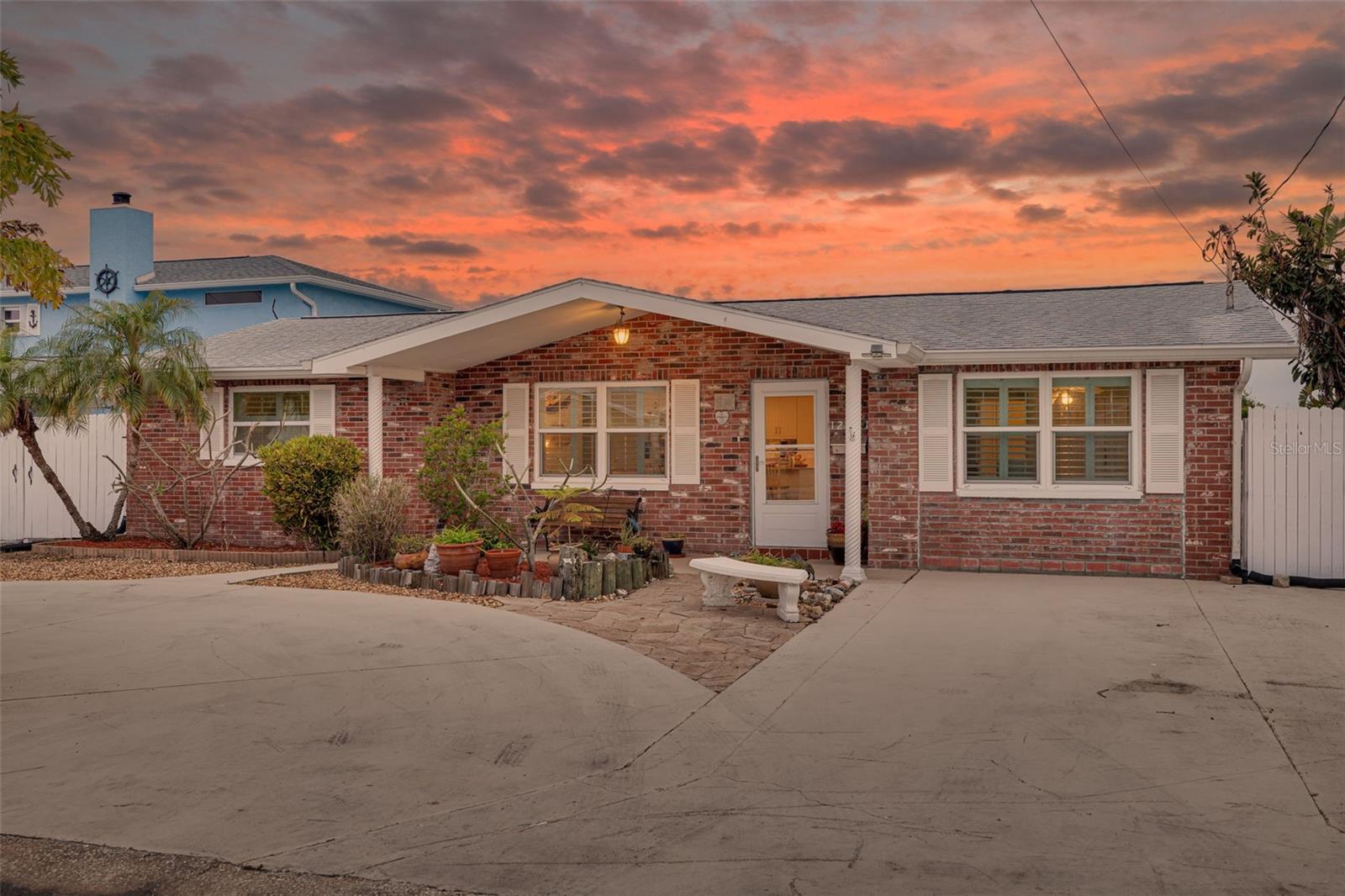 12821 5TH ISLE, HUDSON, FL, 34667