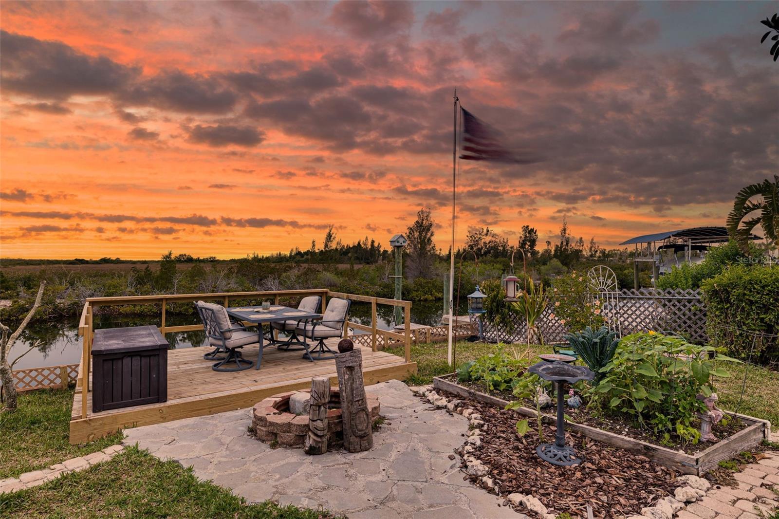12821 5TH ISLE, HUDSON, FL, 34667
