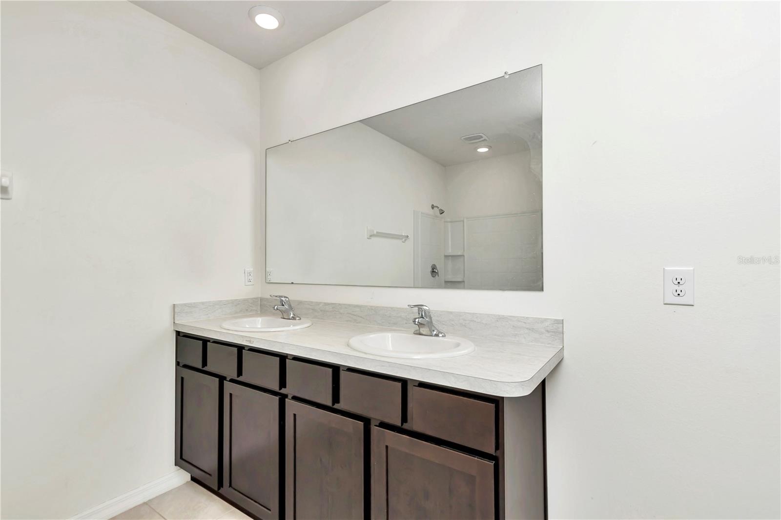 27 HICKORY COURSE LN, OCALA, FL, 34472