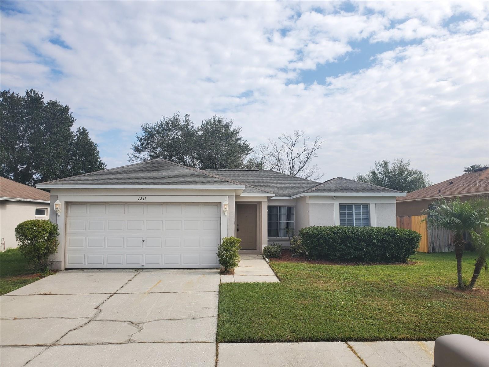 1211 BLUFIELD AVE, BRANDON, FL, 33511