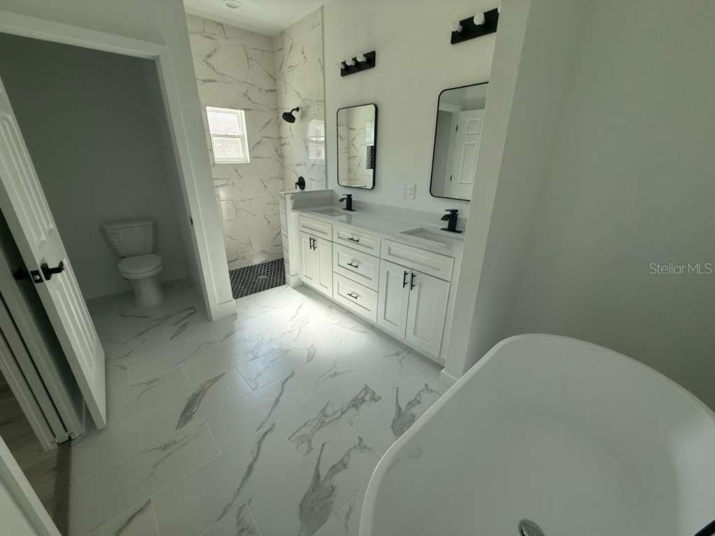 239 GREENBRIER AVE NW, PALM BAY, FL, 32907