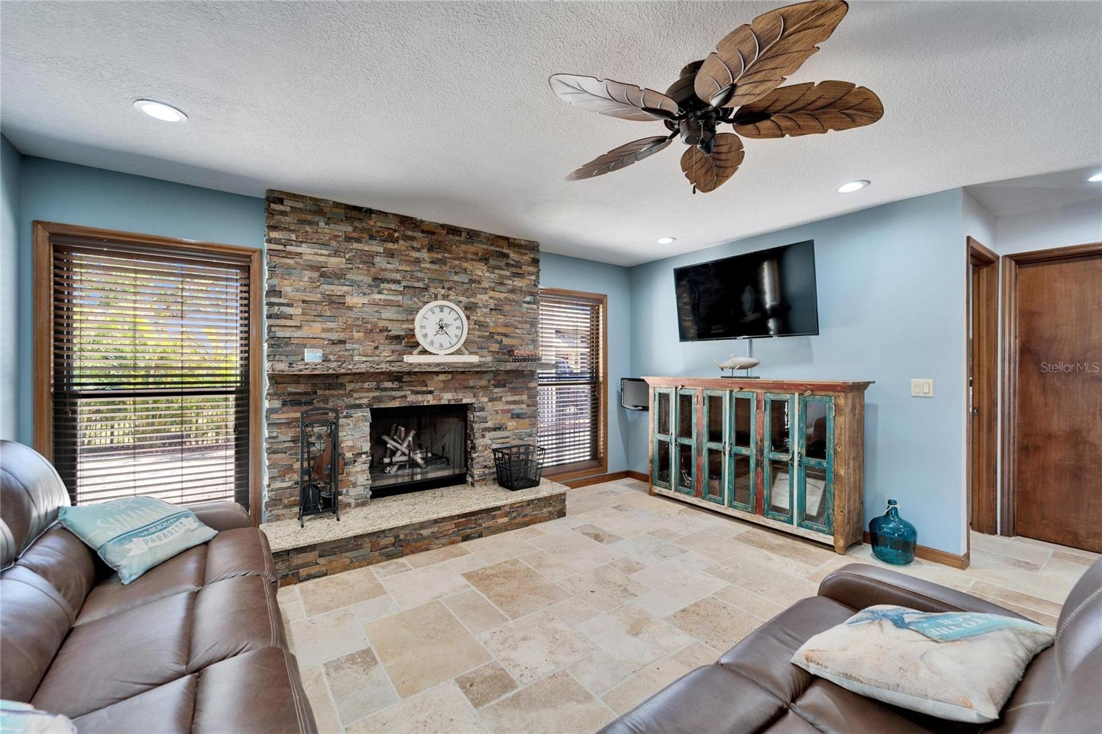 6614 BLACKFIN WAY, APOLLO BEACH, FL, 33572