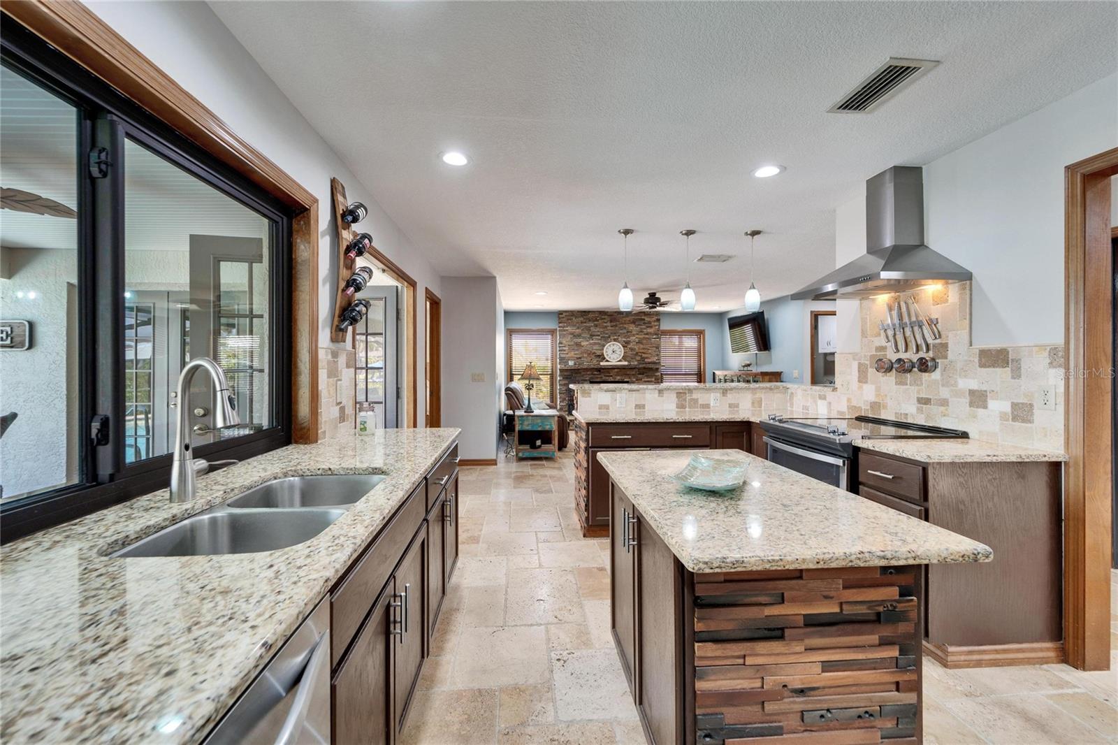 6614 BLACKFIN WAY, APOLLO BEACH, FL, 33572