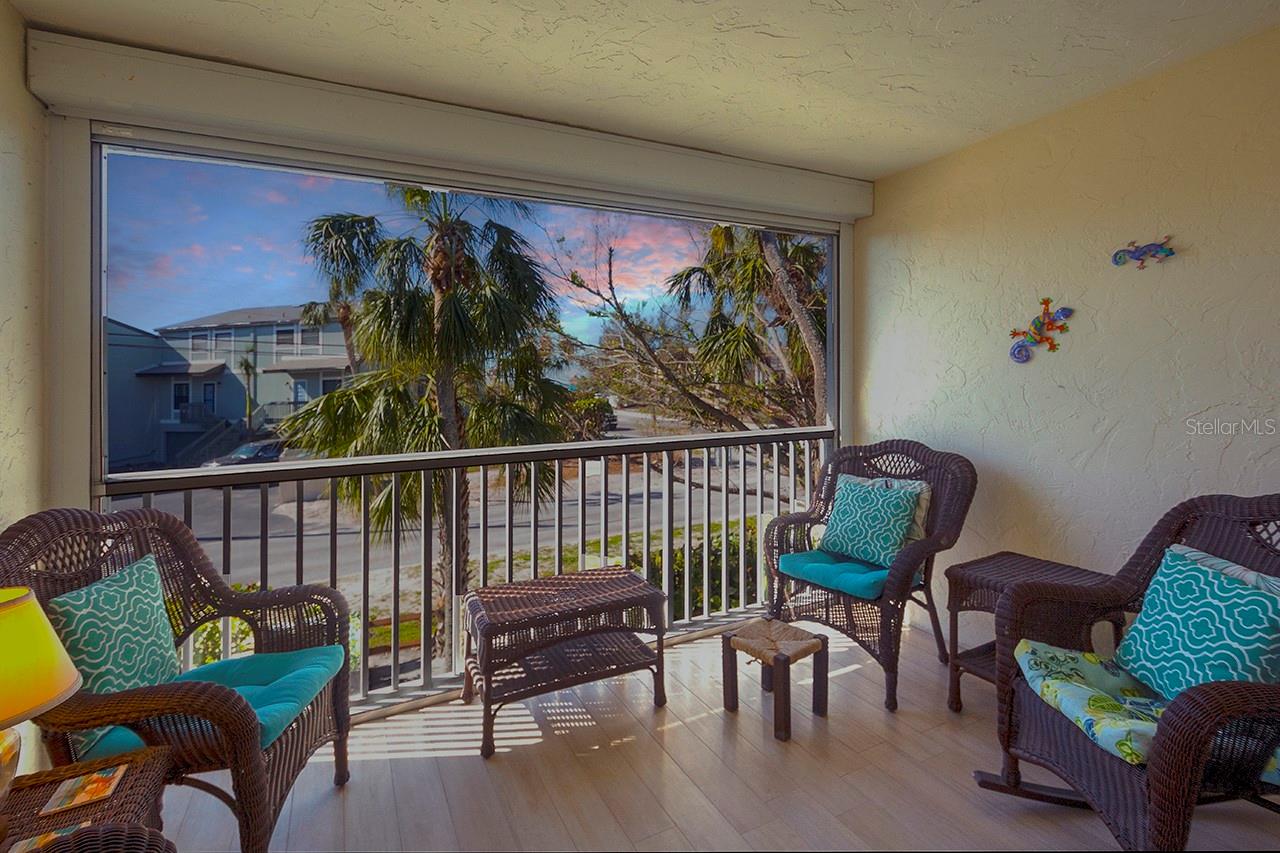 4307 GULF DR #202, HOLMES BEACH, FL, 34217