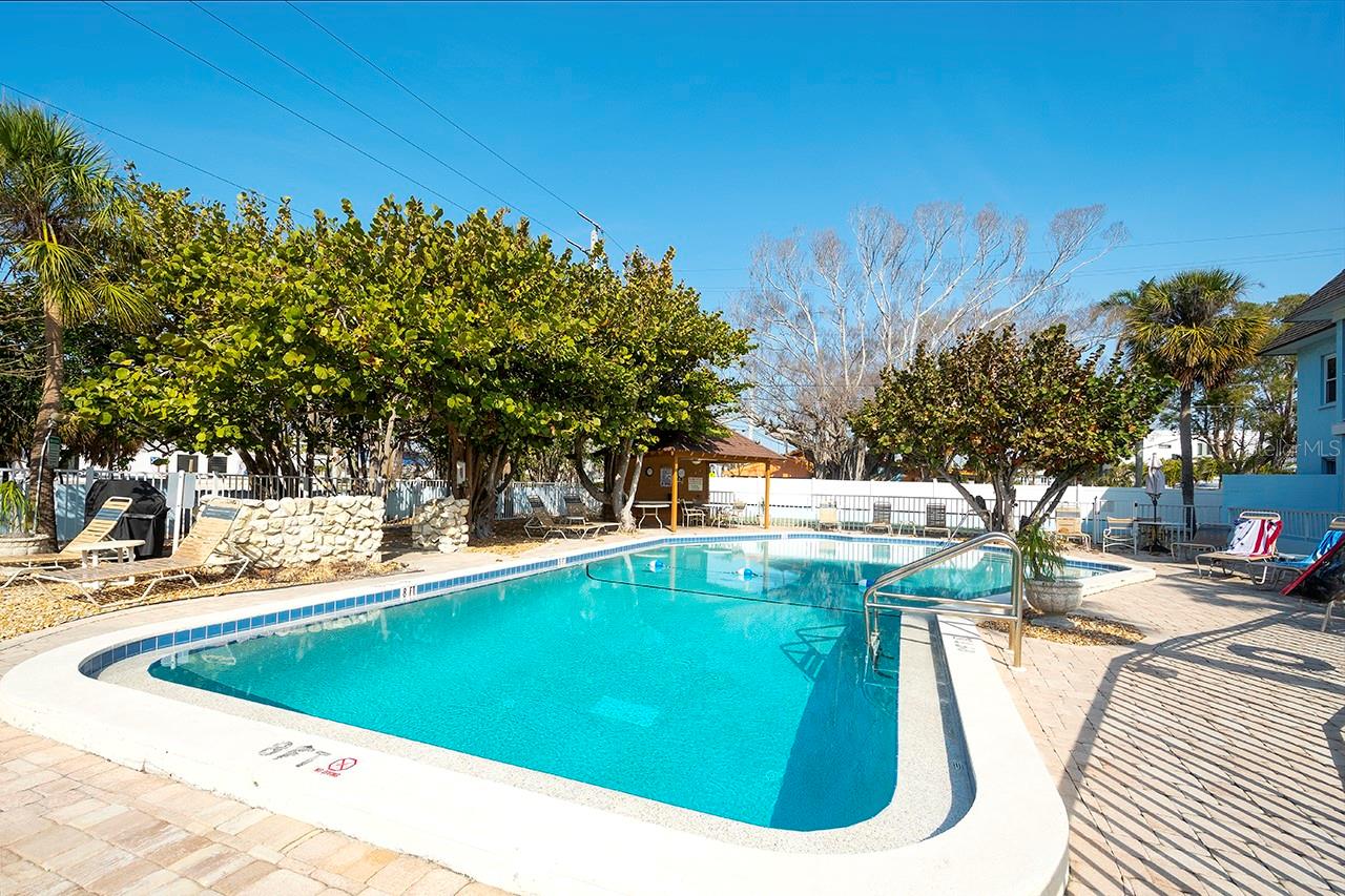 4307 GULF DR #202, HOLMES BEACH, FL, 34217