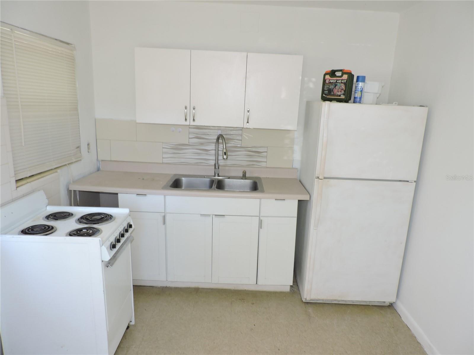 332 JACKSON ST, LAKE WALES, FL, 33859
