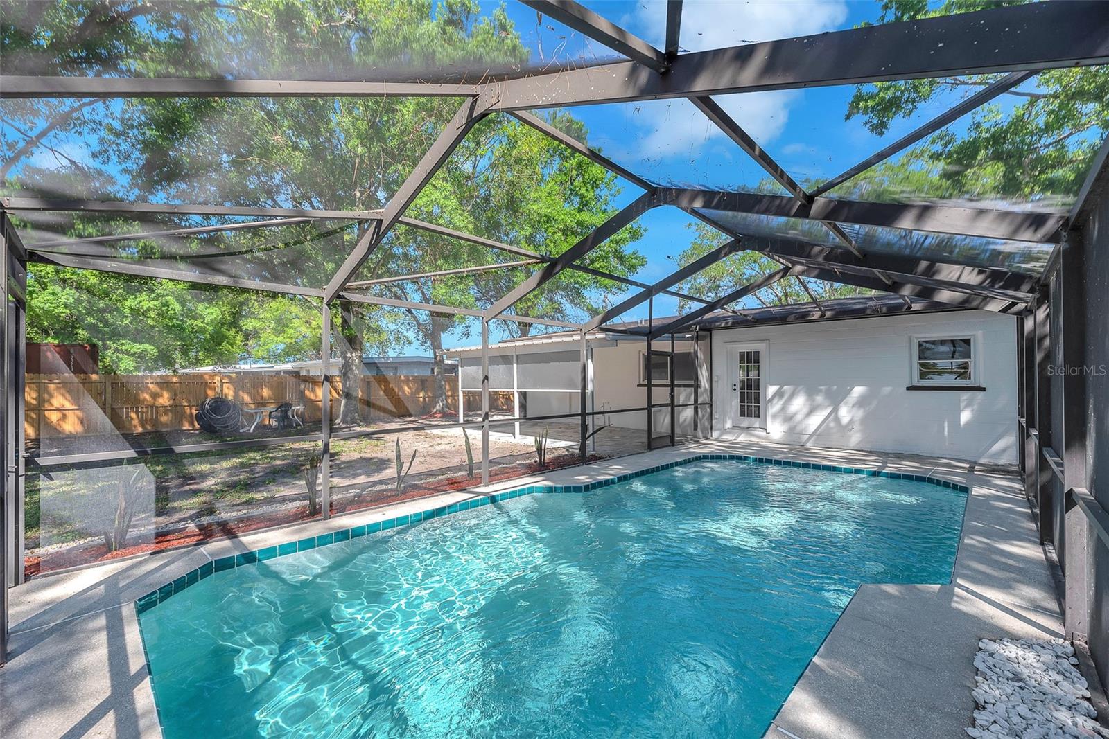 204 7TH AVE NW, RUSKIN, FL, 33570