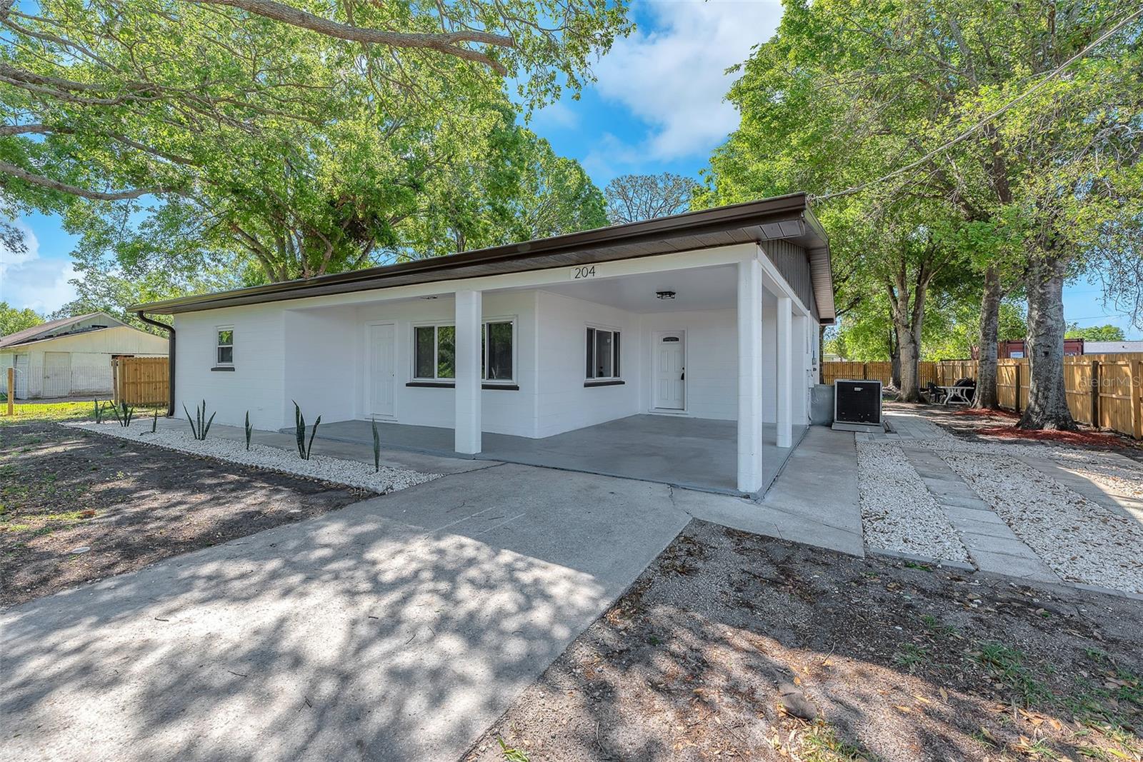 204 7TH AVE NW, RUSKIN, FL, 33570