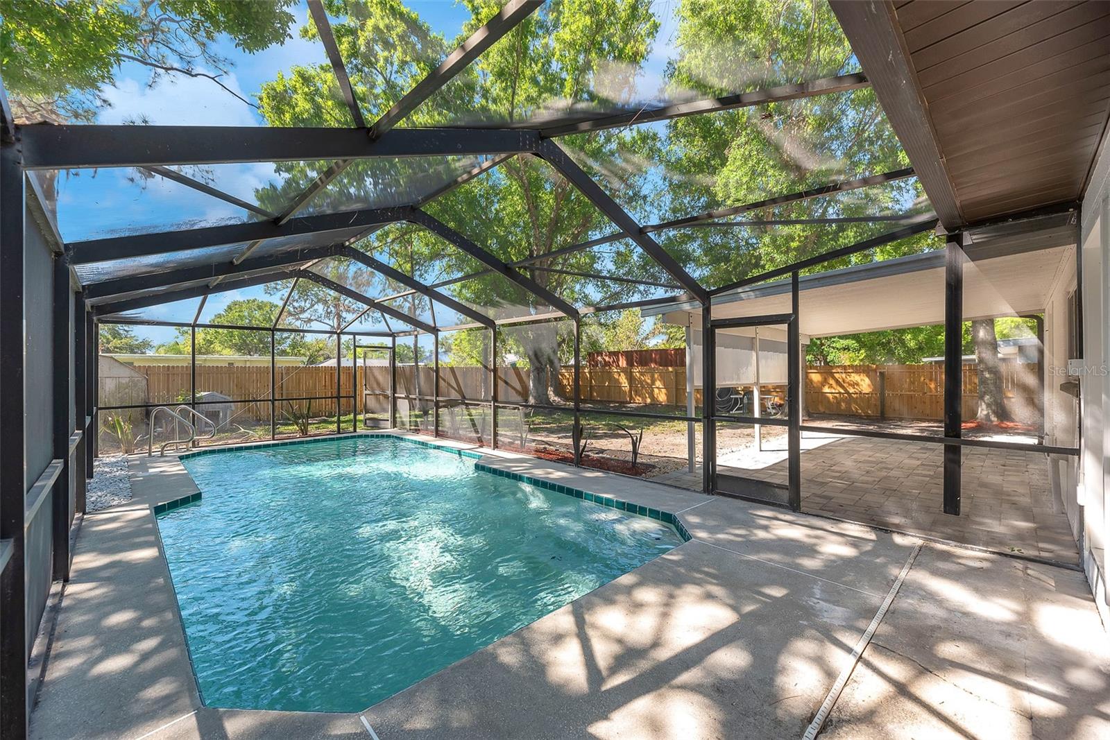204 7TH AVE NW, RUSKIN, FL, 33570