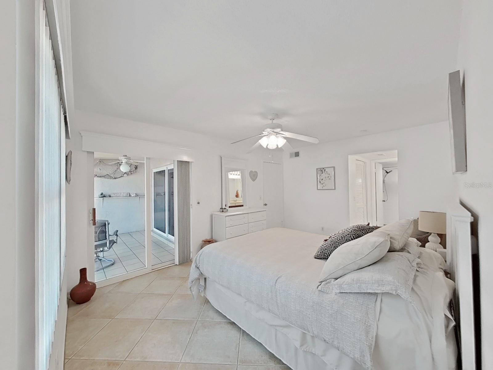 9700 STARKEY RD #321, SEMINOLE, FL, 33777