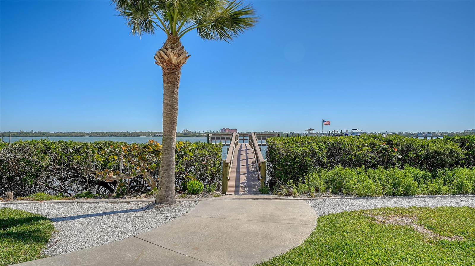 8735 MIDNIGHT PASS RD #301B, SARASOTA, FL, 34242