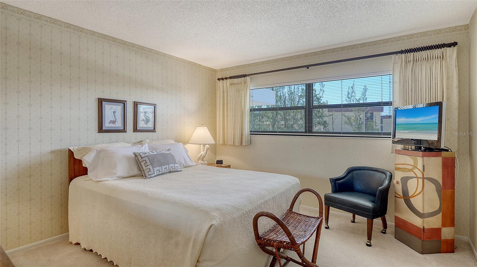 8735 MIDNIGHT PASS RD #301B, SARASOTA, FL, 34242