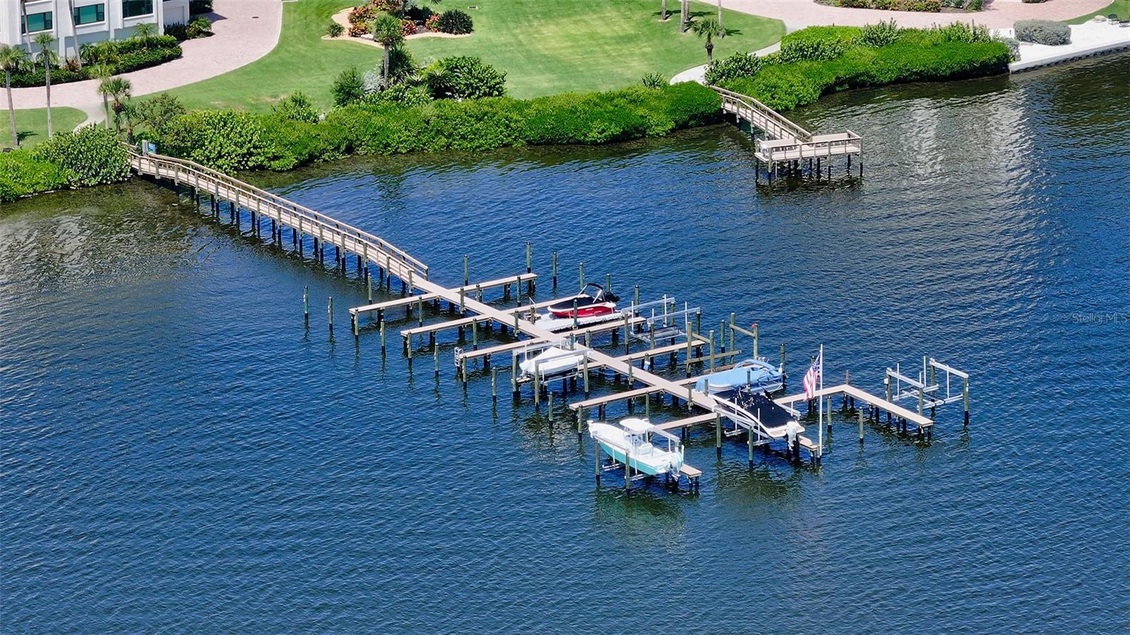 8735 MIDNIGHT PASS RD #301B, SARASOTA, FL, 34242