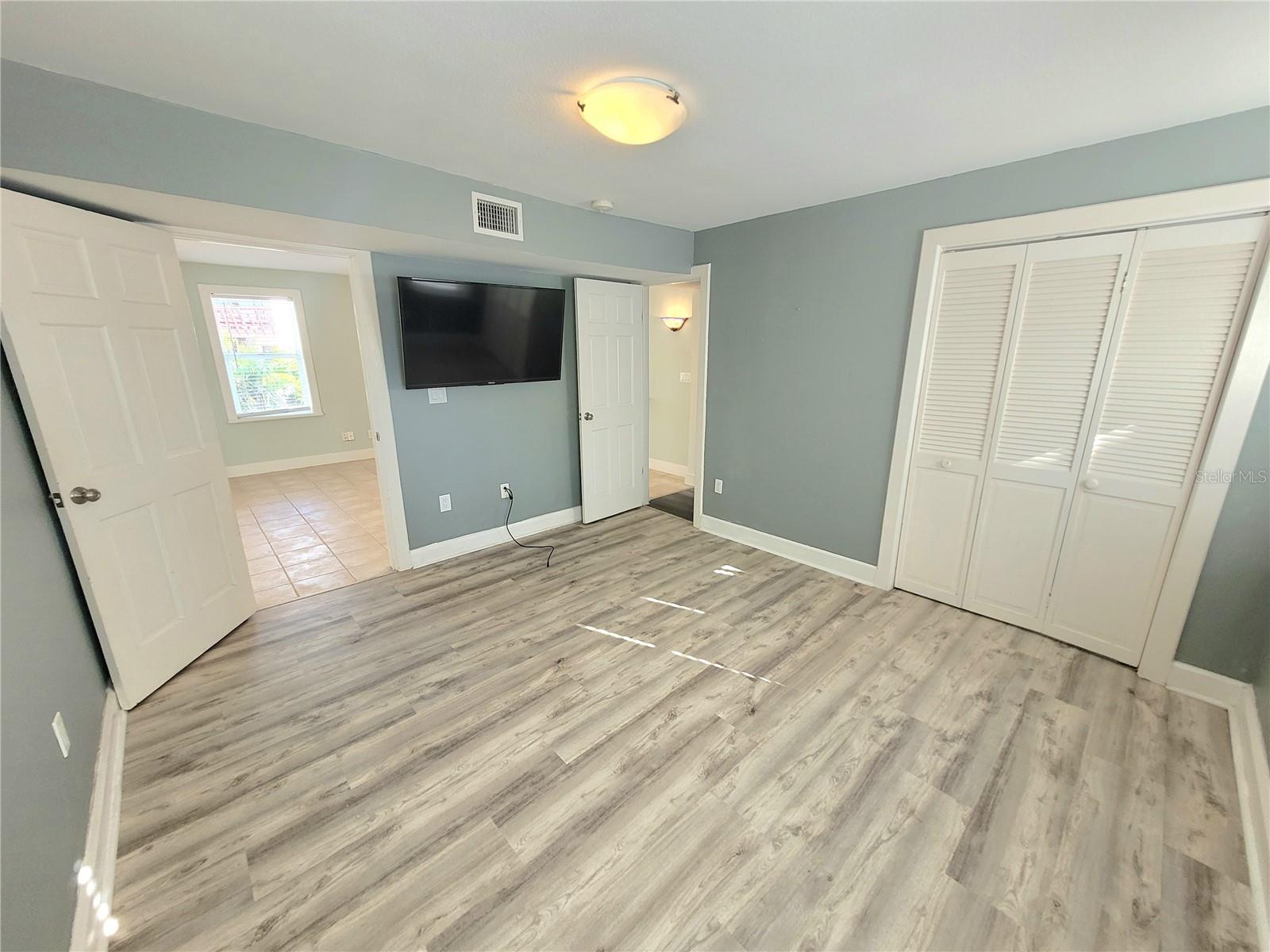 12217 SUNSHINE LN, TREASURE ISLAND, FL, 33706