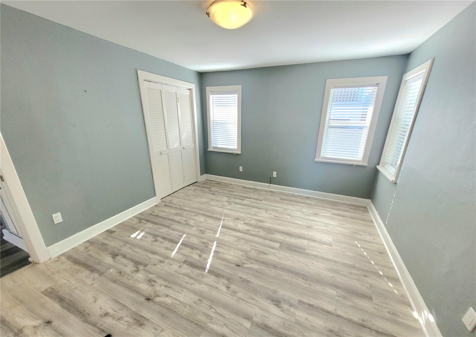 12217 SUNSHINE LN, TREASURE ISLAND, FL, 33706