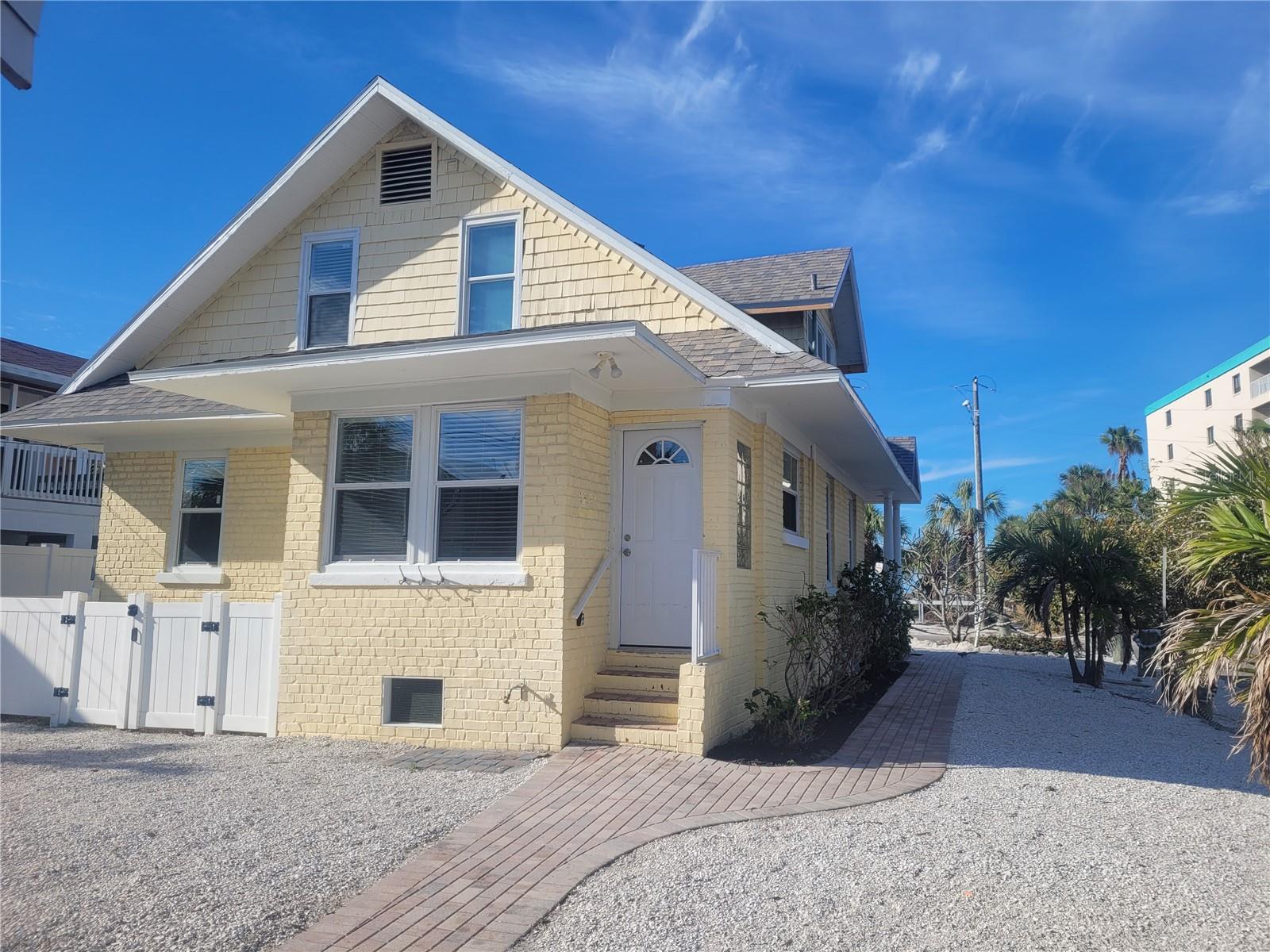 12217 SUNSHINE LN, TREASURE ISLAND, FL, 33706