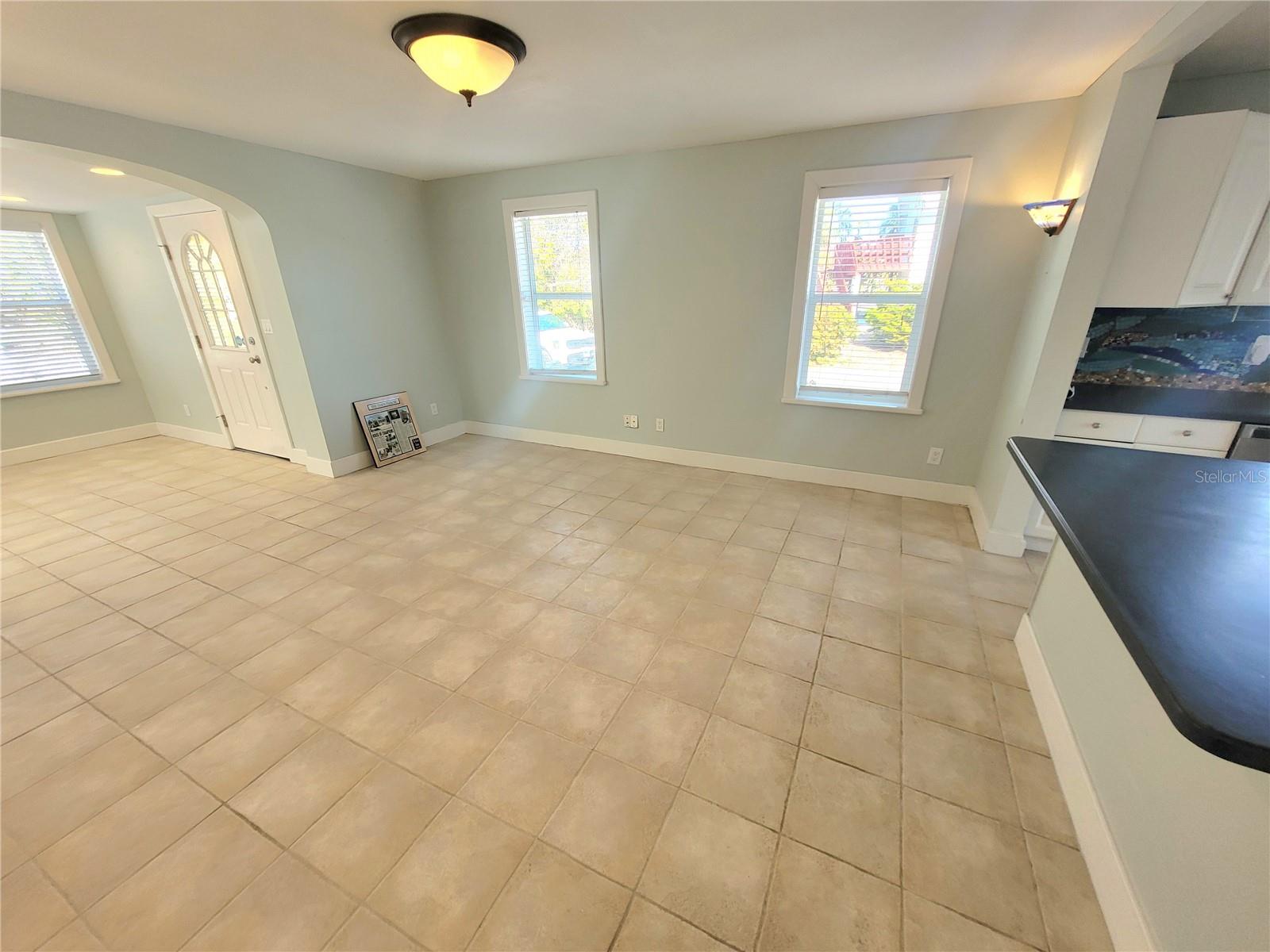 12217 SUNSHINE LN, TREASURE ISLAND, FL, 33706