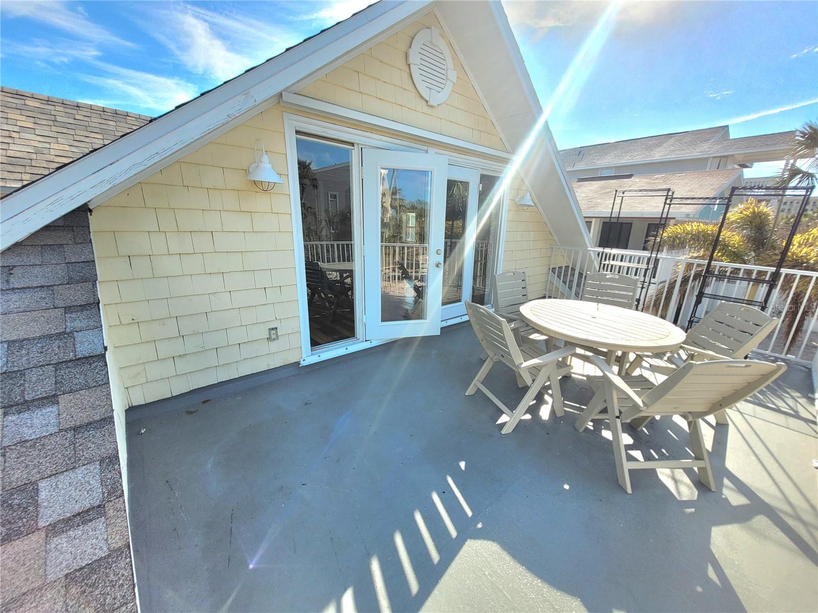 12217 SUNSHINE LN, TREASURE ISLAND, FL, 33706