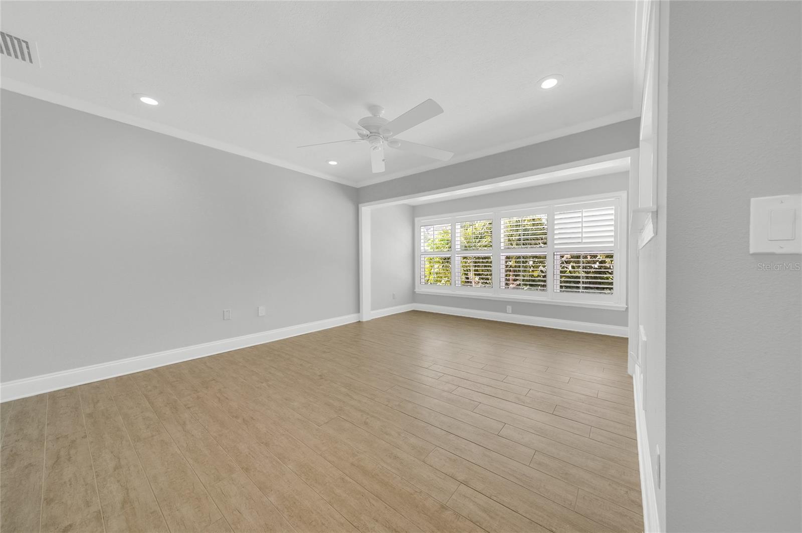 8714 COVE CT, TAMPA, FL, 33615