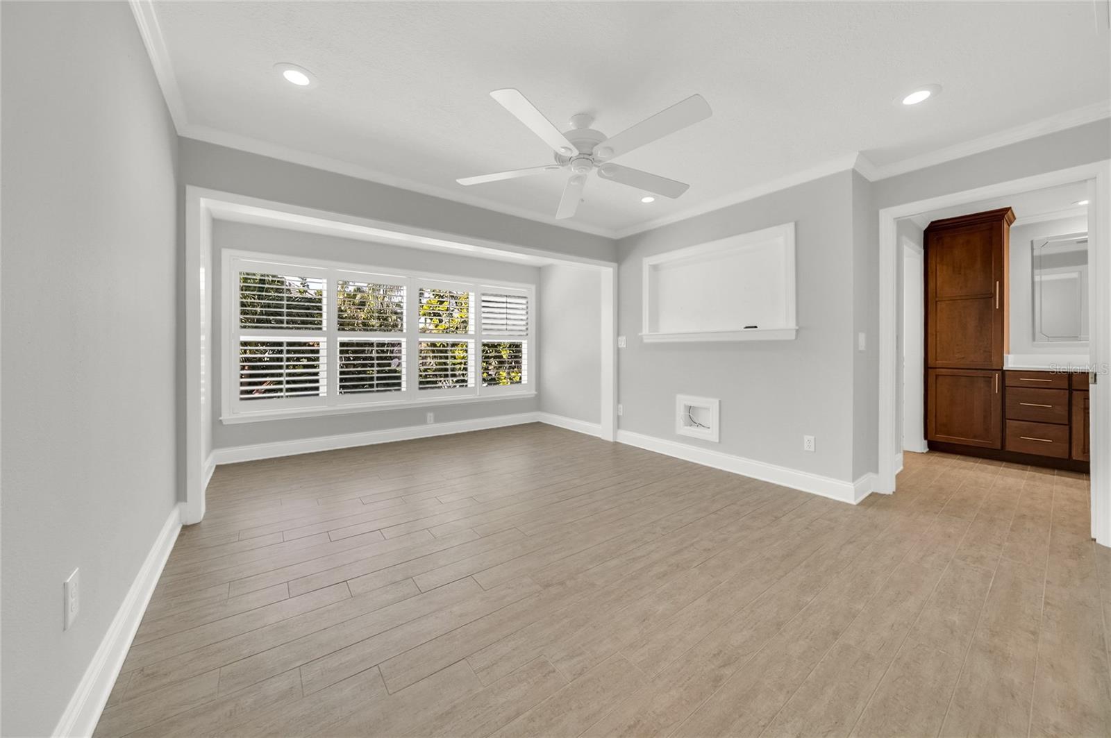 8714 COVE CT, TAMPA, FL, 33615