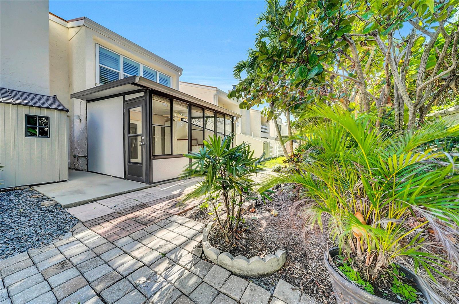 8714 COVE CT, TAMPA, FL, 33615