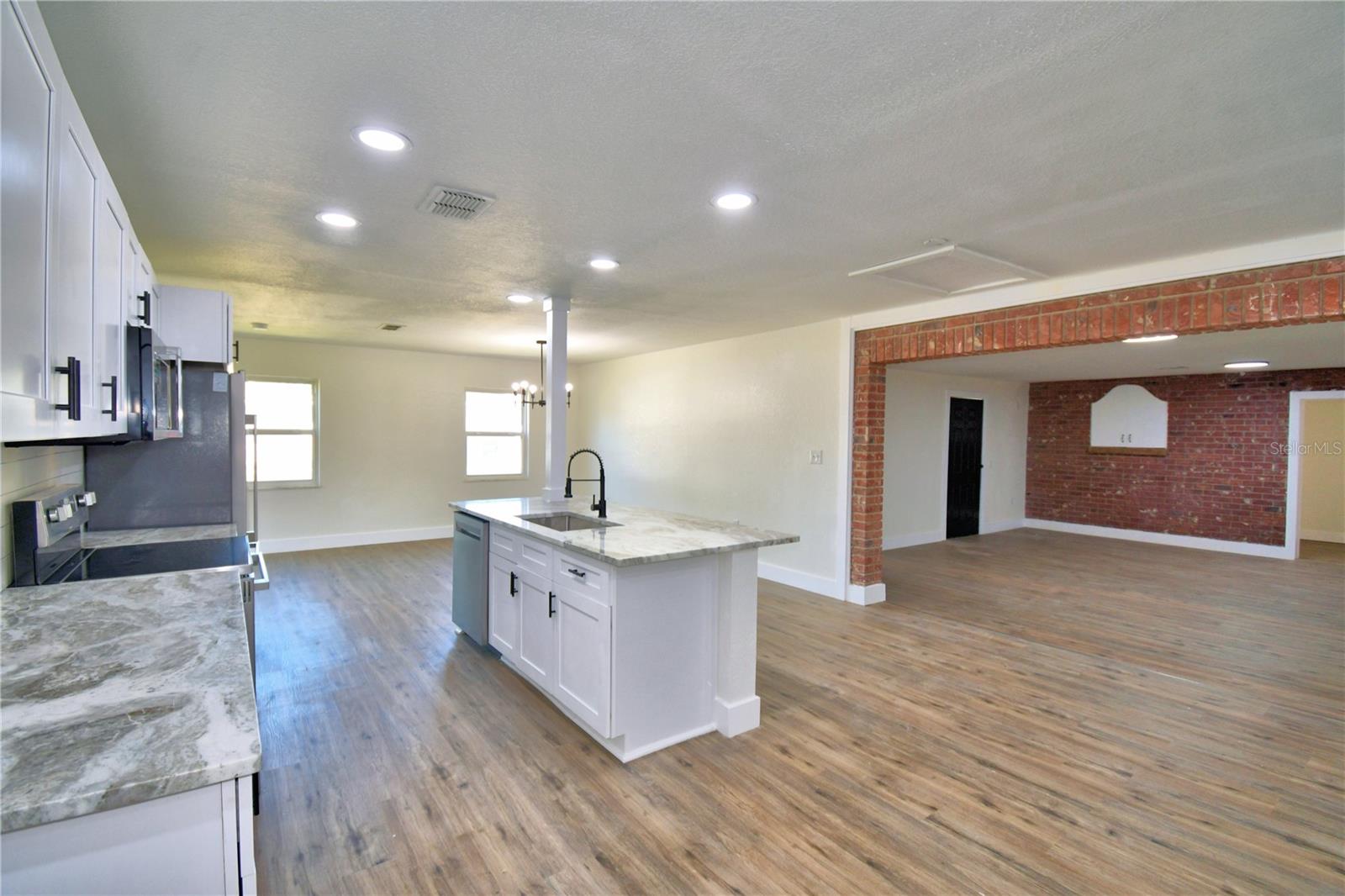 3212 CORK RD, PLANT CITY, FL, 33565