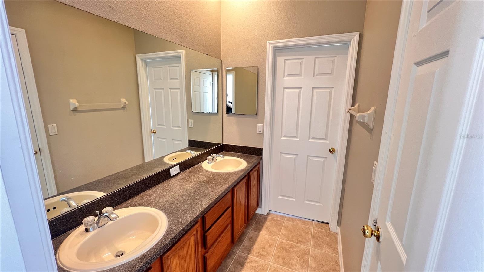 2125 SAND ARBOR CIR, ORLANDO, FL, 32824