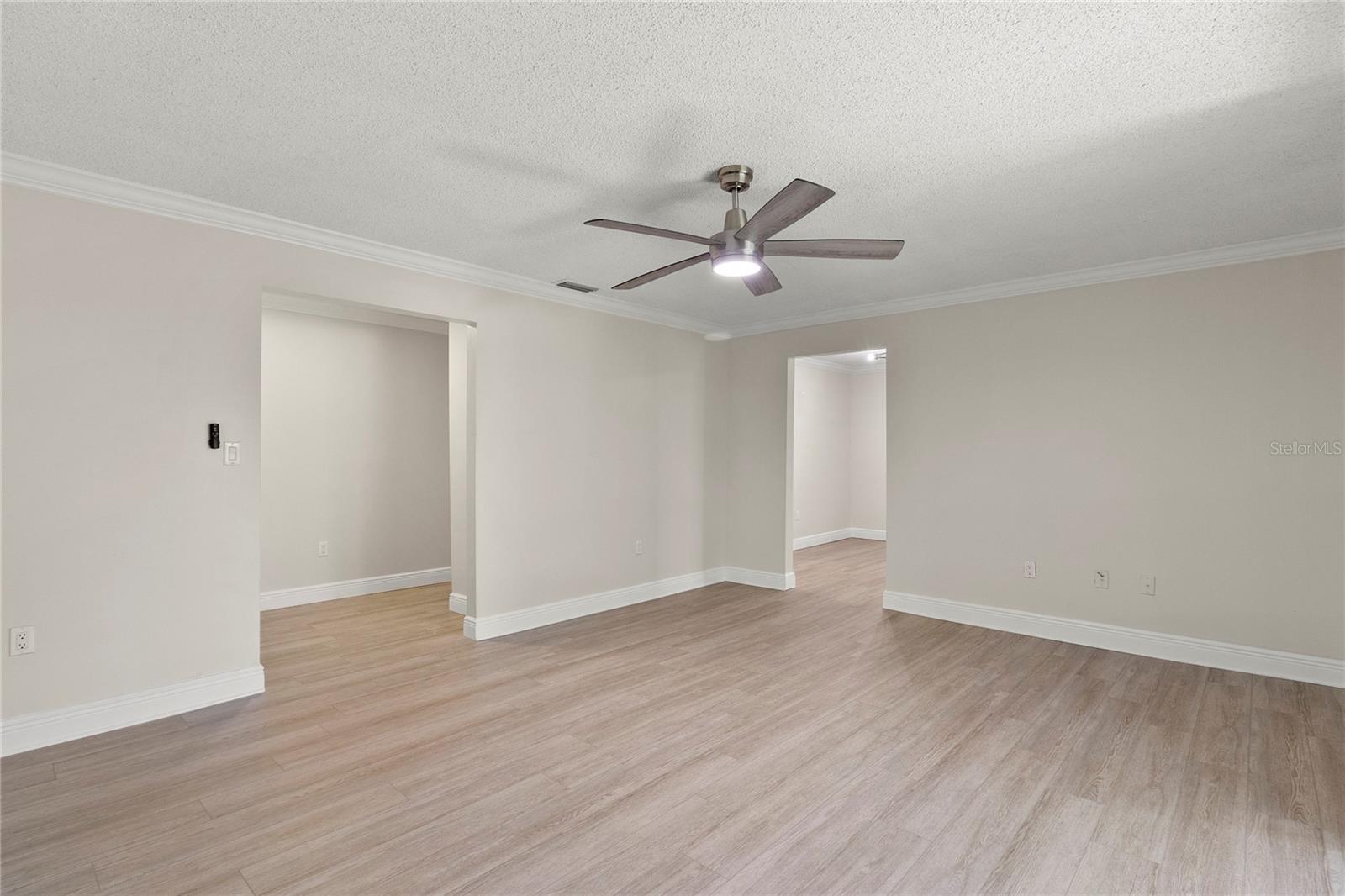525 CONWAY RD #212, ORLANDO, FL, 32807