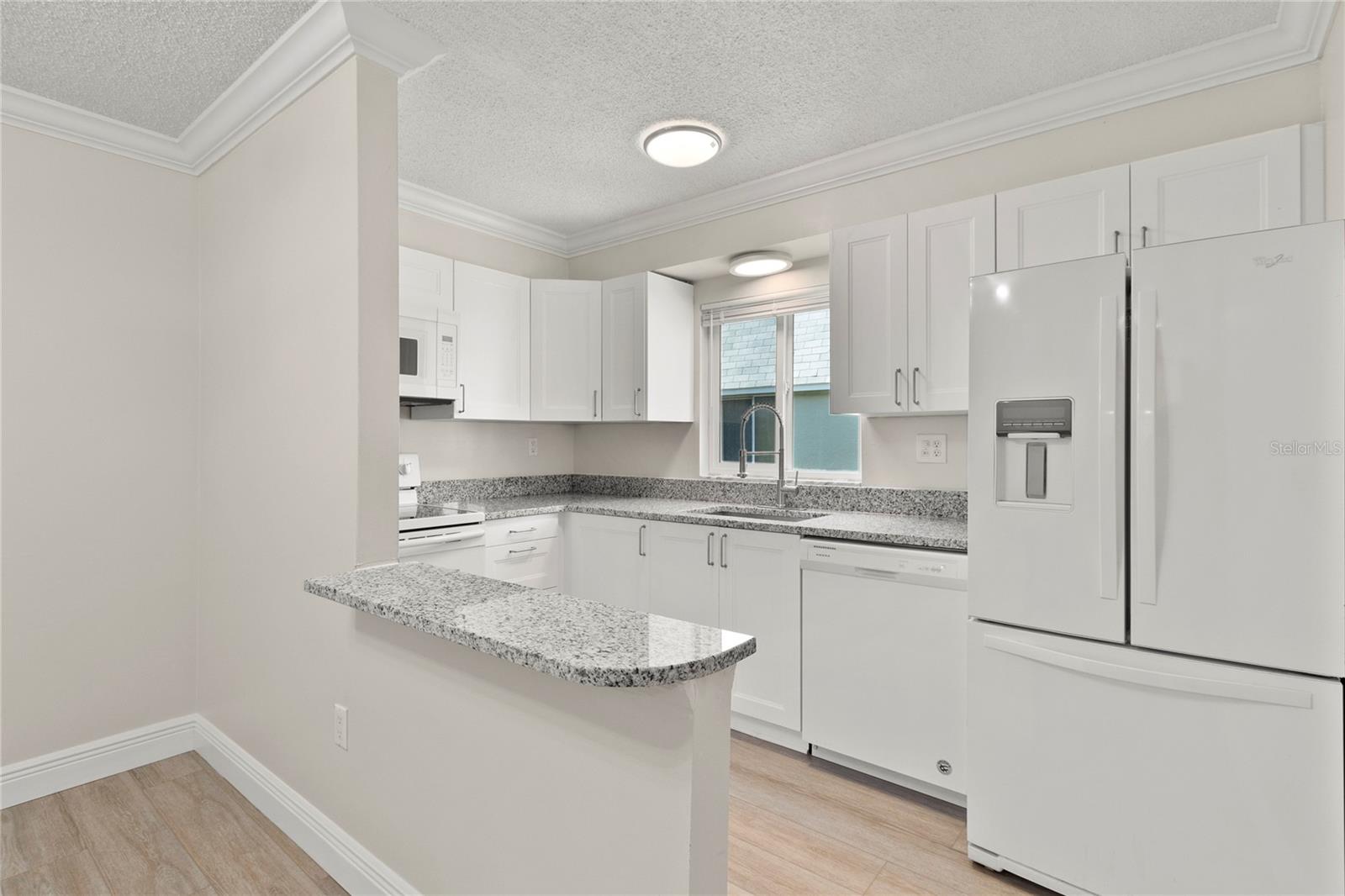 525 CONWAY RD #212, ORLANDO, FL, 32807