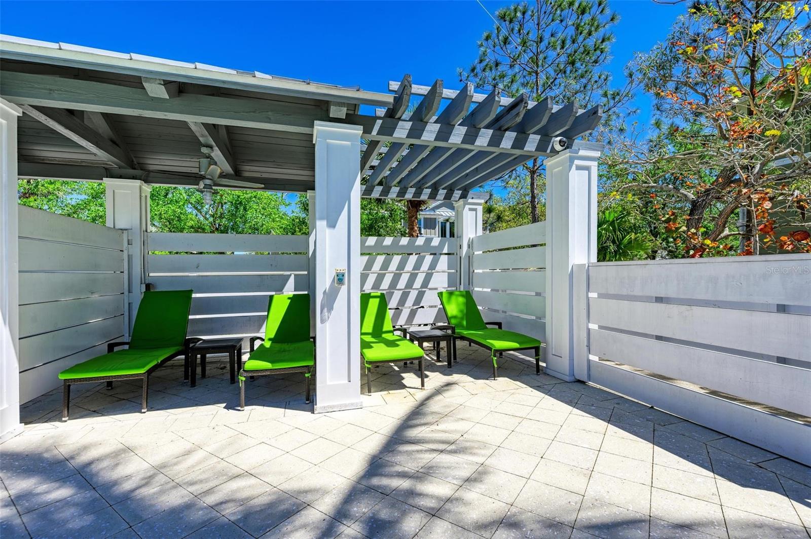 282 SAPPHIRE LAKE DRIVE DR #201, BRADENTON, FL, 34209