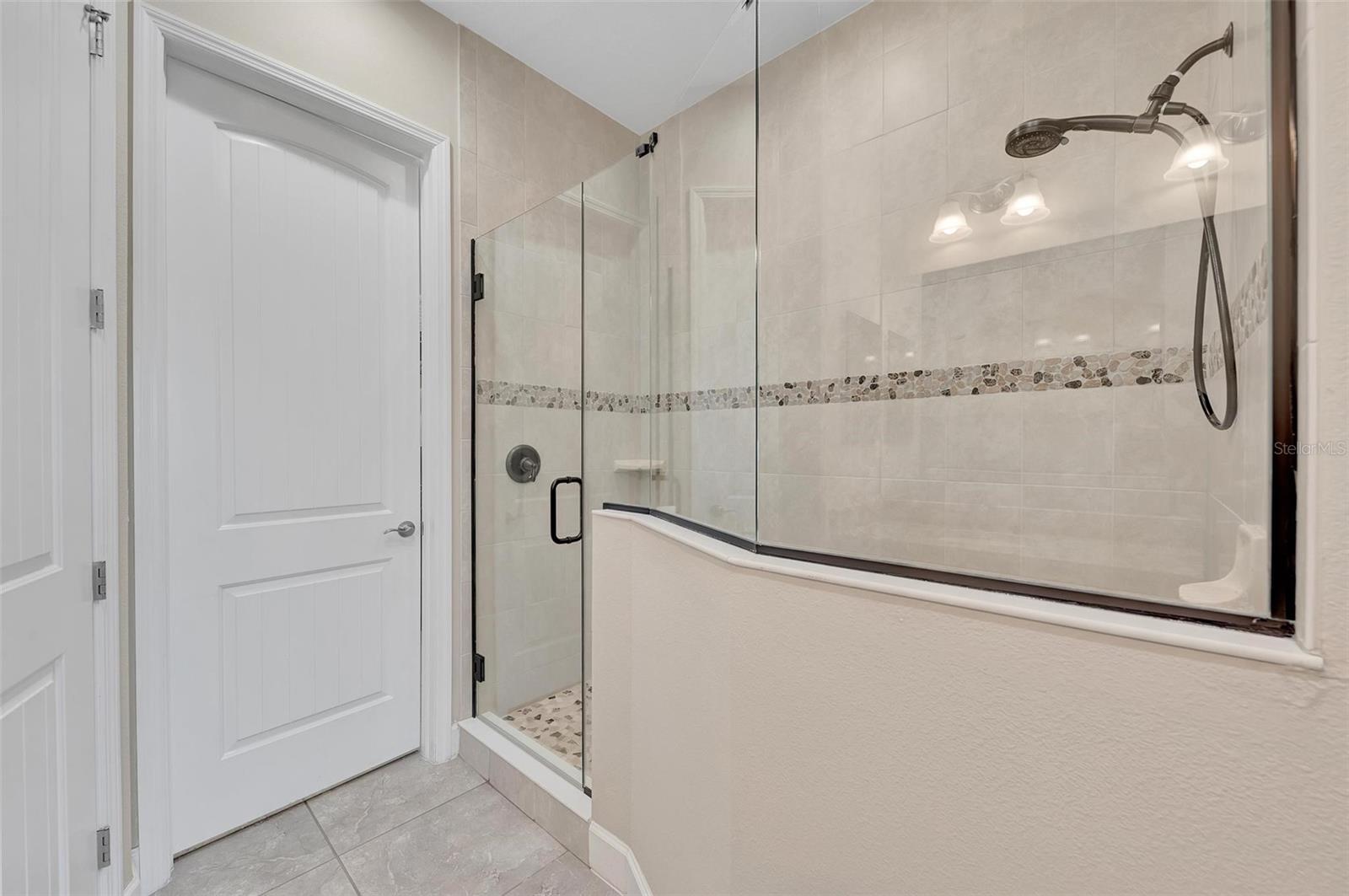282 SAPPHIRE LAKE DRIVE DR #201, BRADENTON, FL, 34209