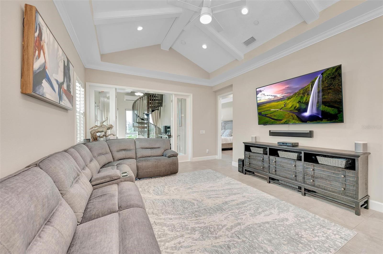 282 SAPPHIRE LAKE DRIVE DR #201, BRADENTON, FL, 34209