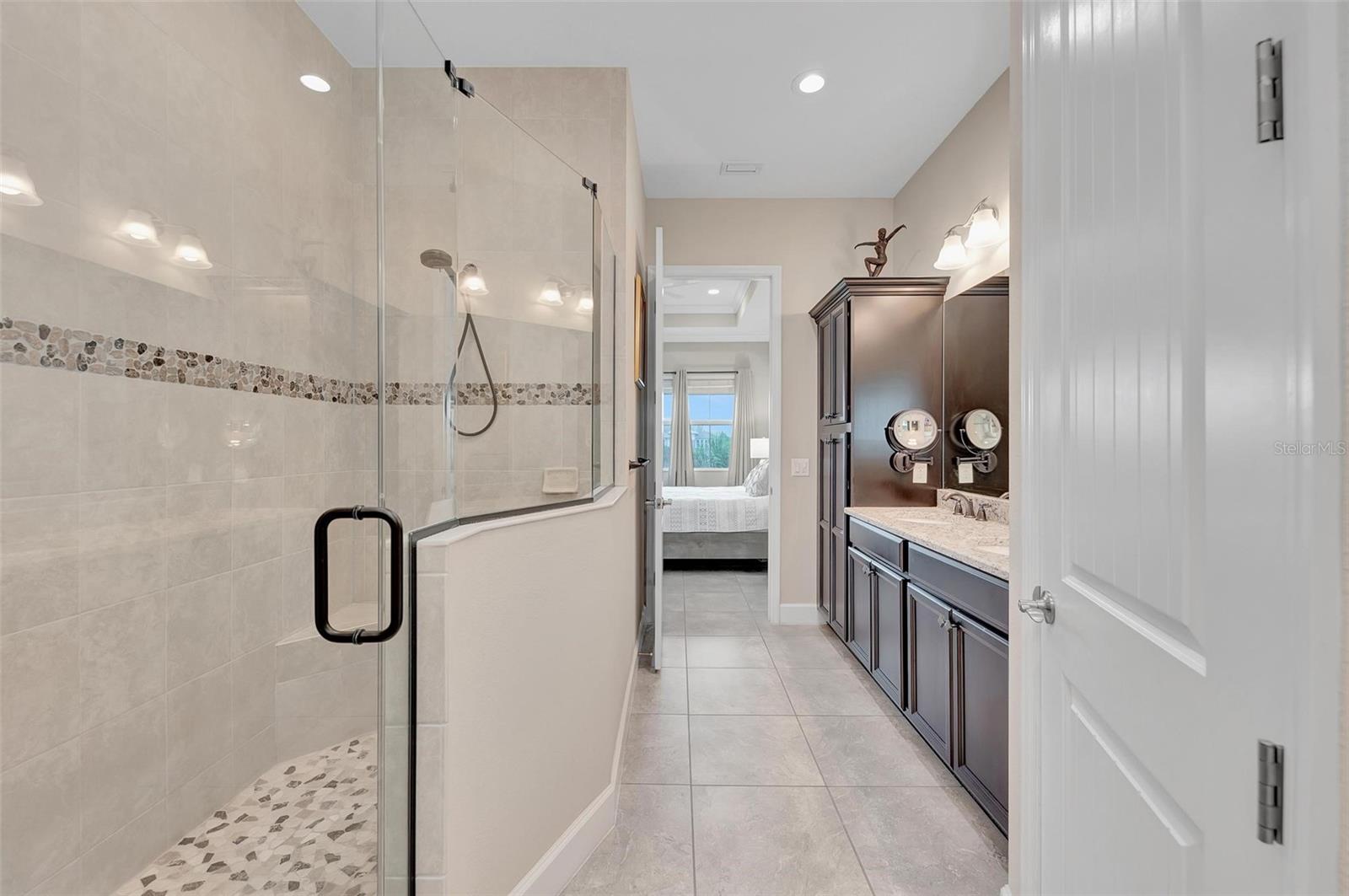 282 SAPPHIRE LAKE DRIVE DR #201, BRADENTON, FL, 34209