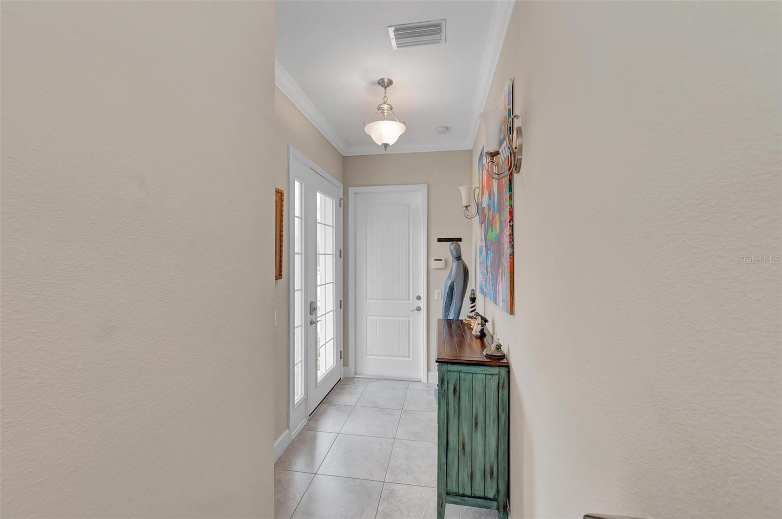 282 SAPPHIRE LAKE DRIVE DR #201, BRADENTON, FL, 34209