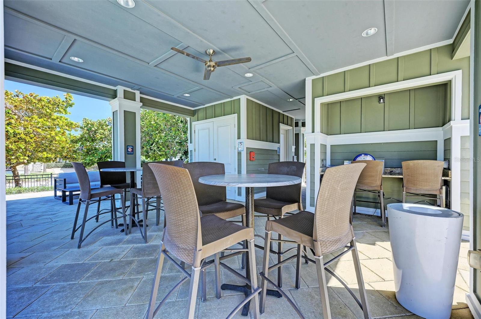 282 SAPPHIRE LAKE DRIVE DR #201, BRADENTON, FL, 34209