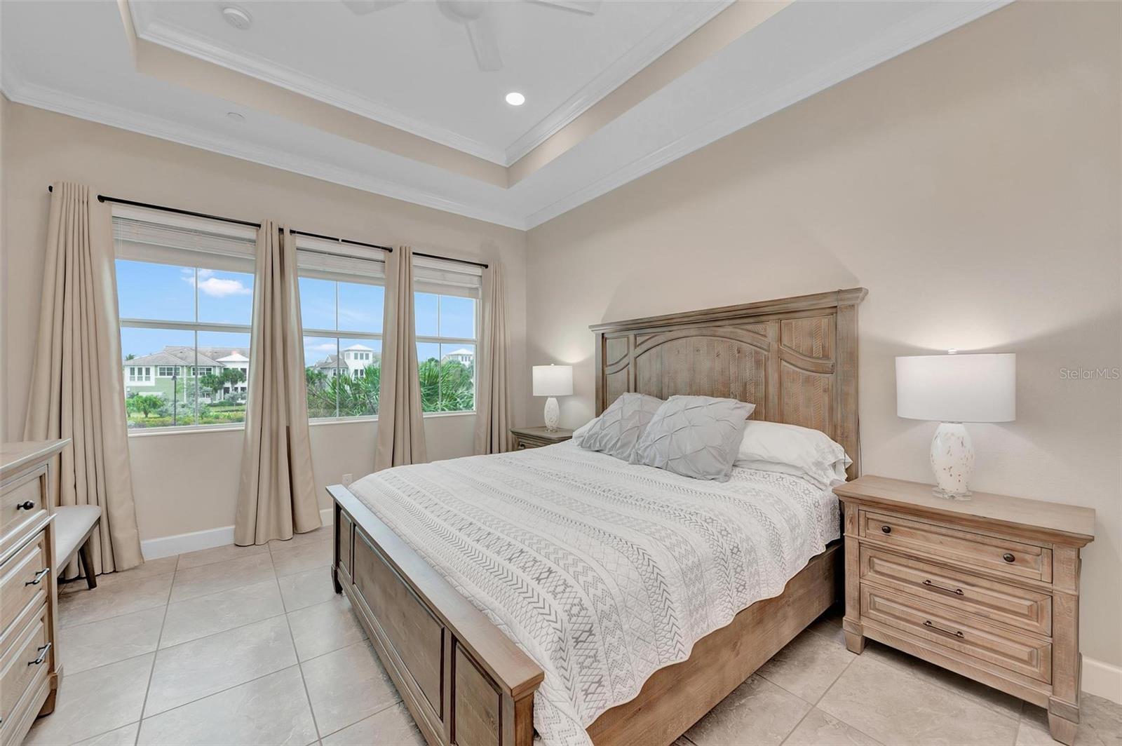 282 SAPPHIRE LAKE DRIVE DR #201, BRADENTON, FL, 34209