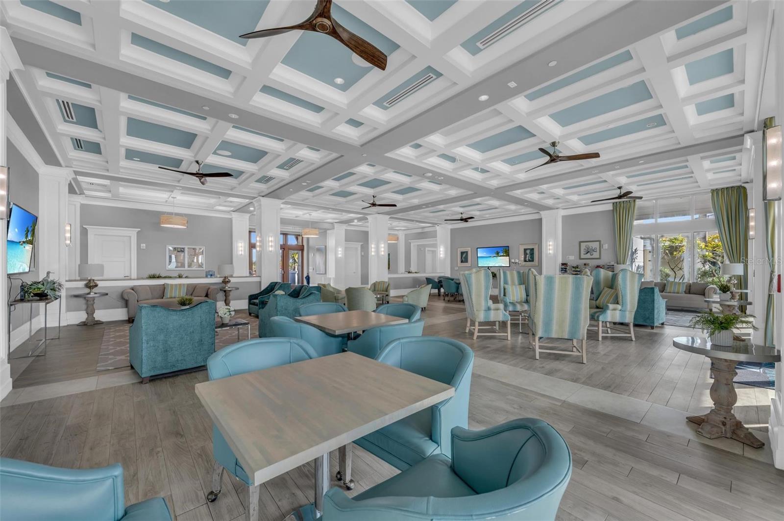 282 SAPPHIRE LAKE DRIVE DR #201, BRADENTON, FL, 34209