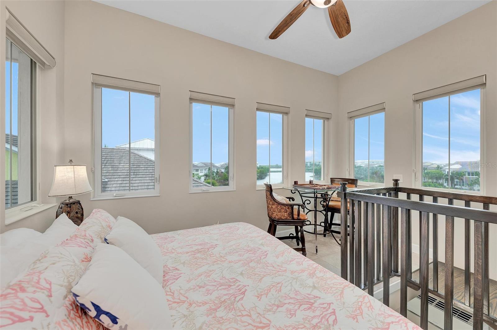 282 SAPPHIRE LAKE DRIVE DR #201, BRADENTON, FL, 34209