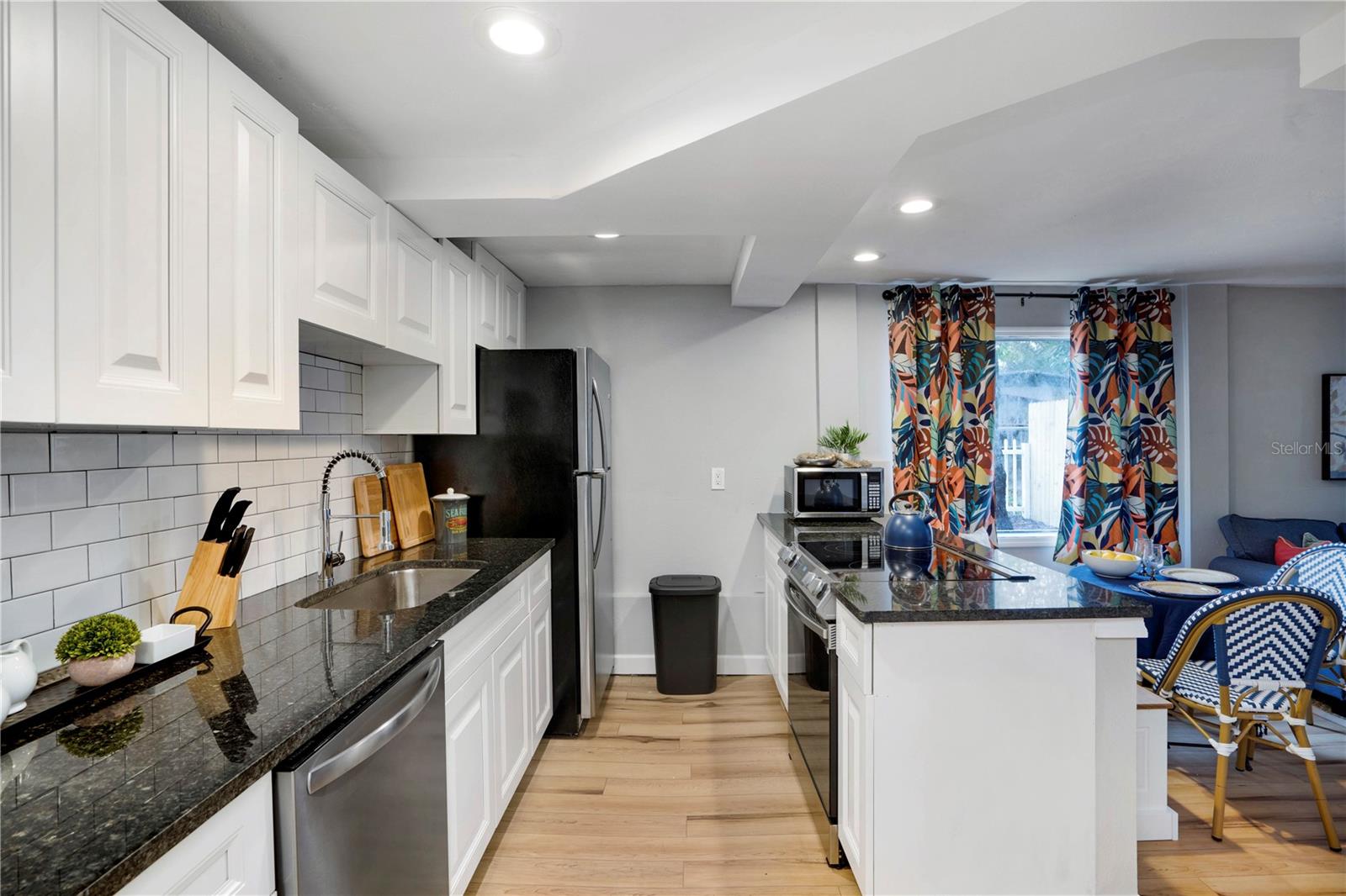 4705 HOLLINGSWORTH AVE, SARASOTA, FL, 34233