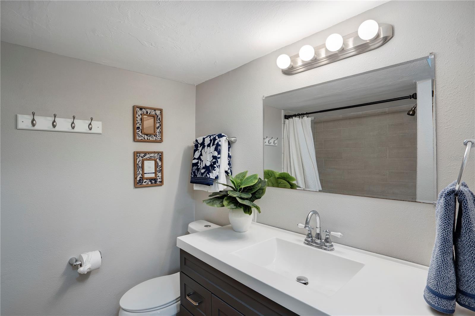 4705 HOLLINGSWORTH AVE, SARASOTA, FL, 34233