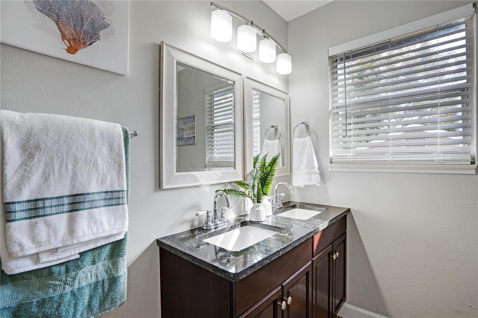 4705 HOLLINGSWORTH AVE, SARASOTA, FL, 34233