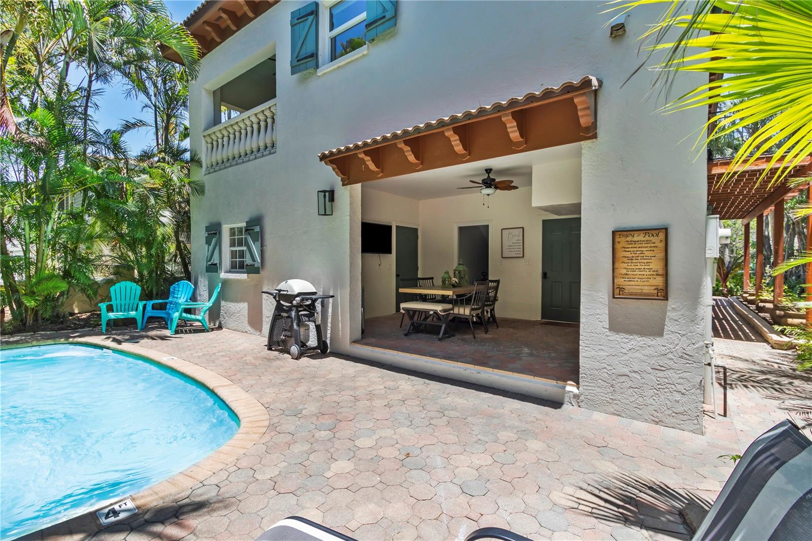 4002 6TH AVE, HOLMES BEACH, FL, 34217