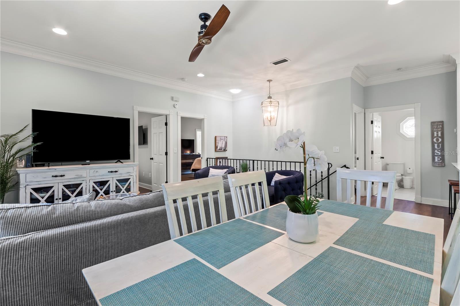 4002 6TH AVE, HOLMES BEACH, FL, 34217