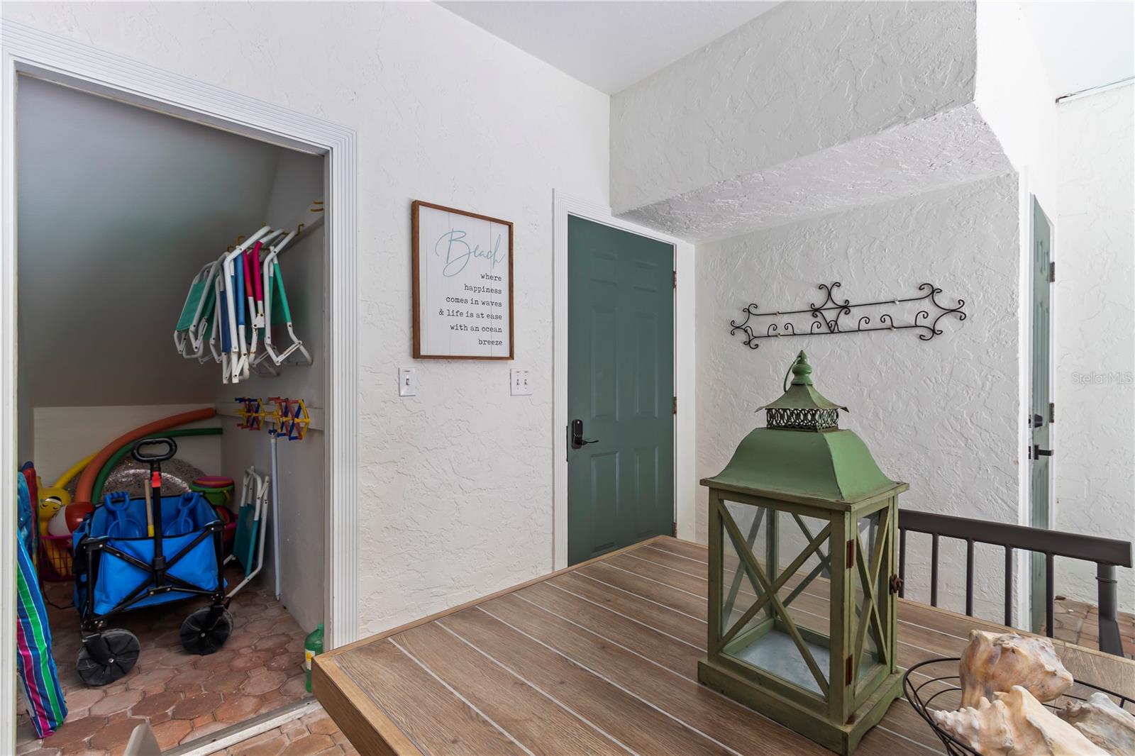 4002 6TH AVE, HOLMES BEACH, FL, 34217