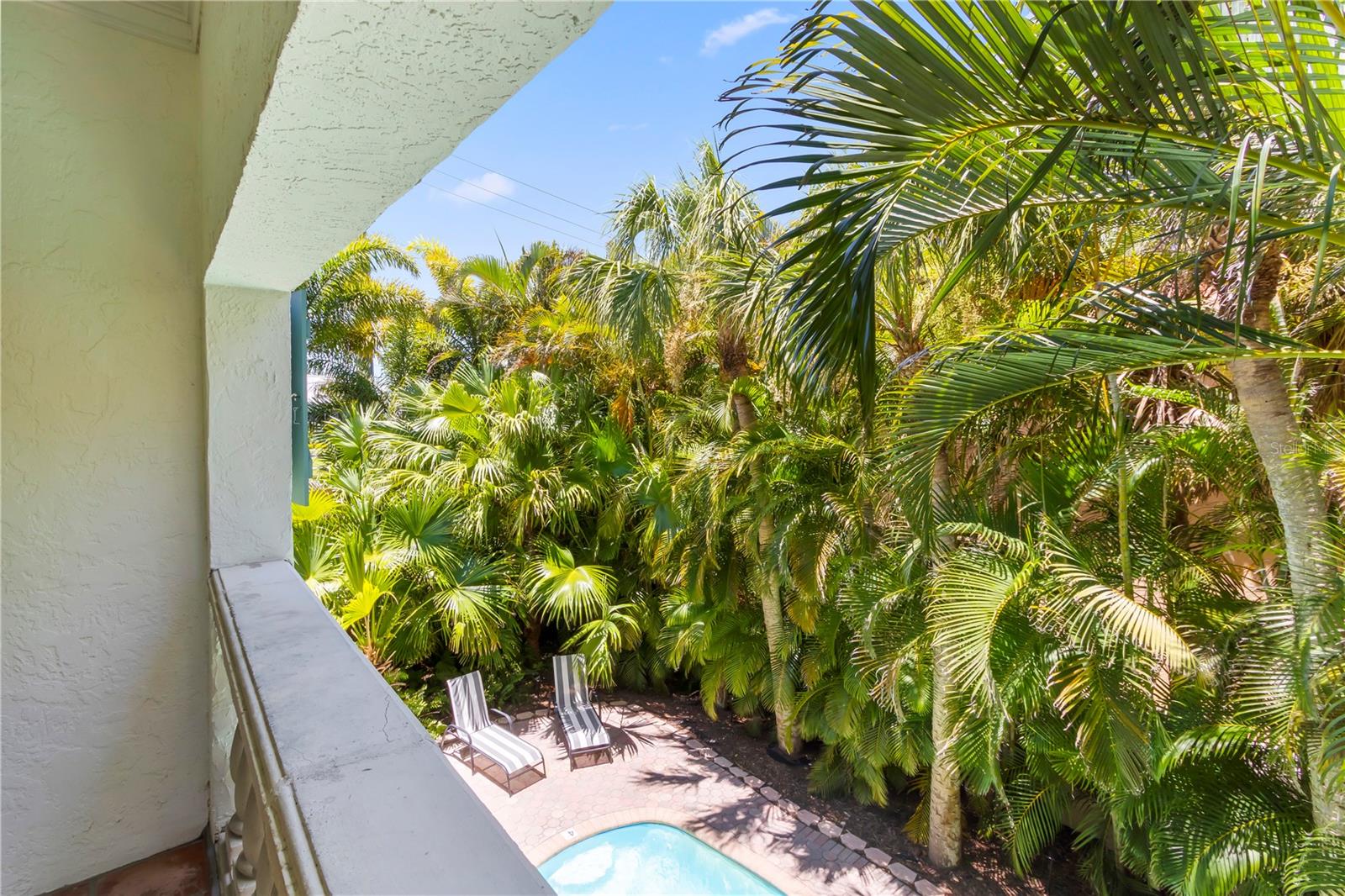 4002 6TH AVE, HOLMES BEACH, FL, 34217